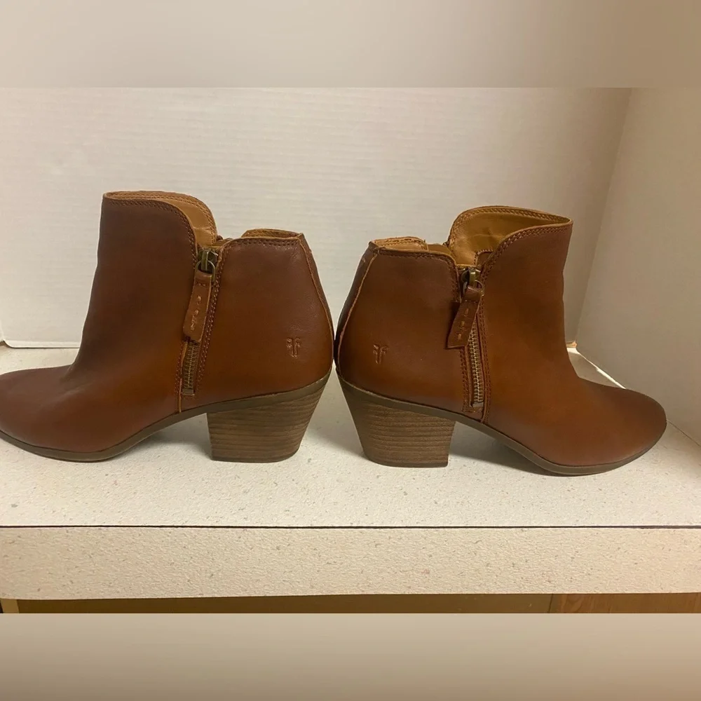 Frye Judith Double Zip Leather Ankle Boot Size 10